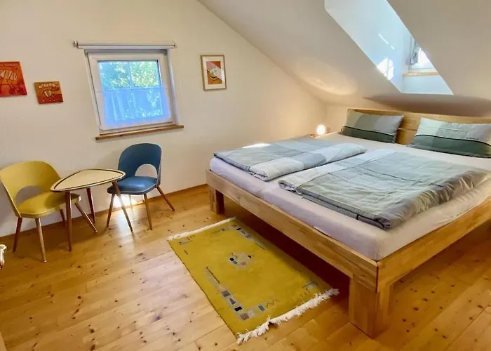 With 2 Bedrooms Holiday home