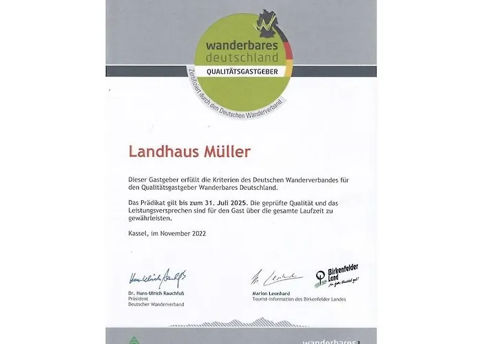 With 2 Bedrooms Holiday home